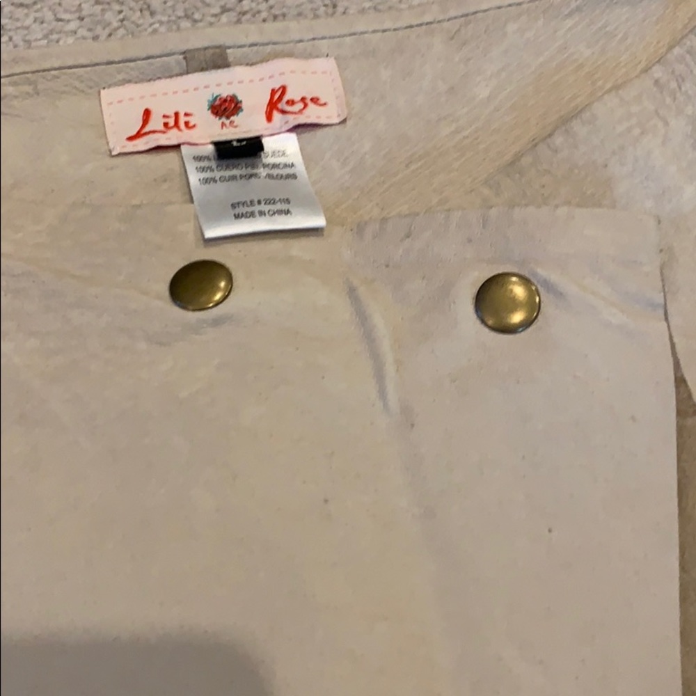 Lili Rose asymmetrical Suede skirt size large - Picture 8 of 8